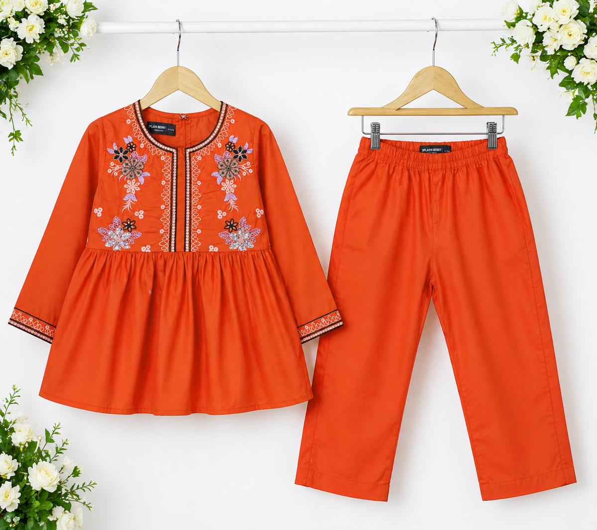 Noor-e-Gulnaar Embroidered Frok With trouser